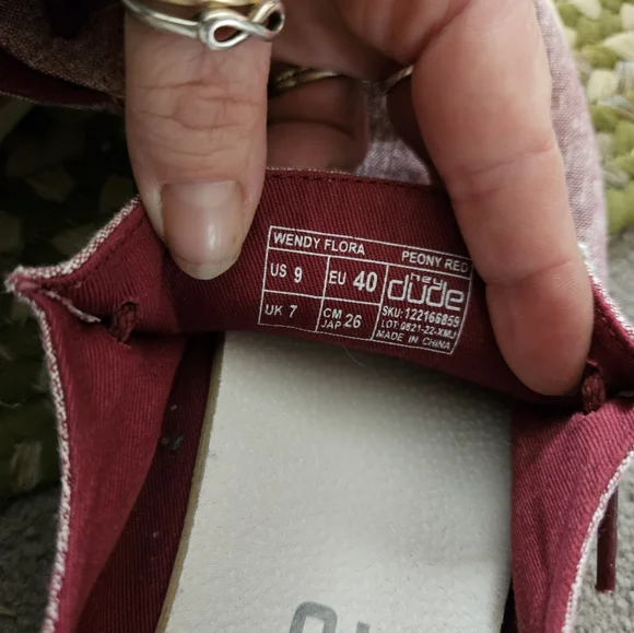 Hey dude Wendy flora peony red - Picture 5 of 5